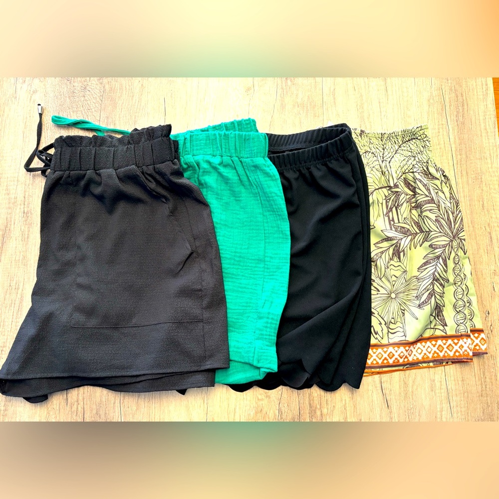 NWOT SHEIN Curve 1X Shorts Bundle ( 4 Pairs)